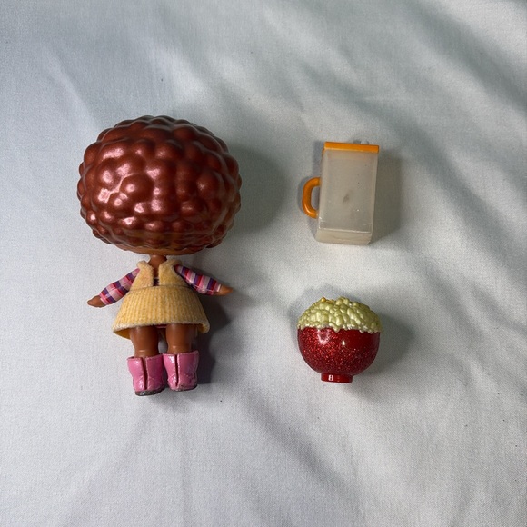 LOL SURPRISE Hang Out BB - Picture 2 of 7